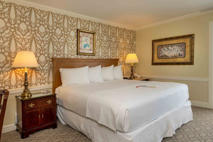 Hotel Perry