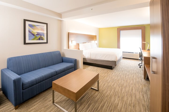 Room 19 of 47
