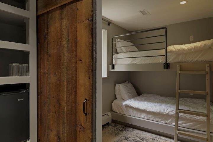Room 18 of 55