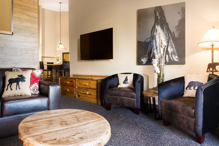 Room 47 of 85