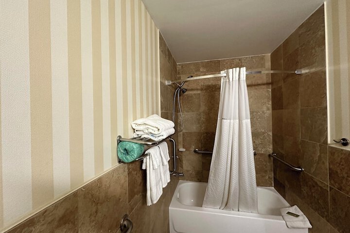 Super 8 by Wyndham Kutztown / Allentown Area