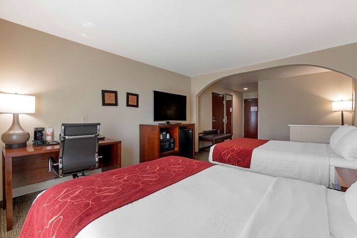Room 33 of 68