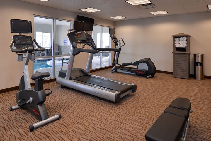 Holiday Inn Express & Suites Williams by IHG