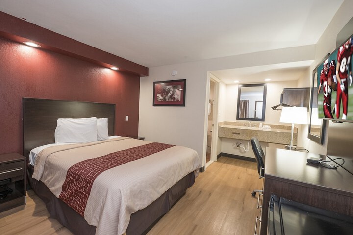 Room 21 of 24