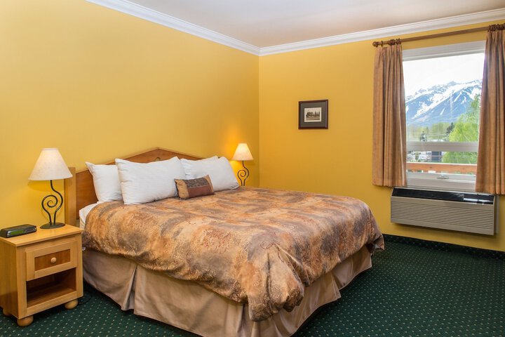 Room 22 of 61