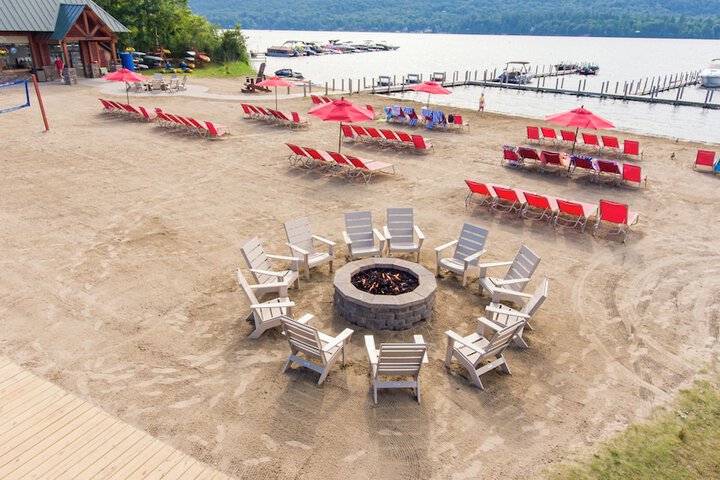 Scottys Lakeside Resort