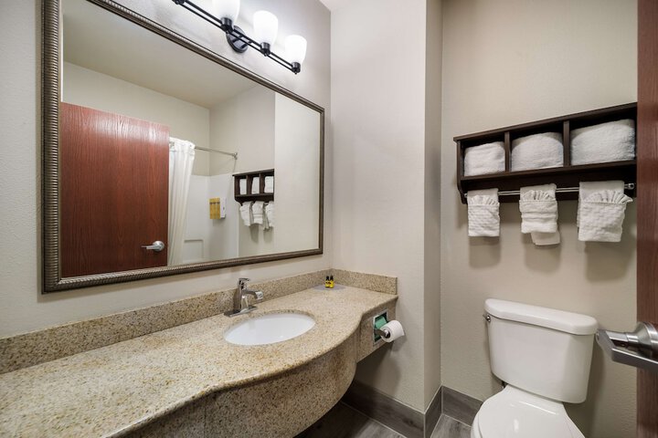 Room 19 of 42