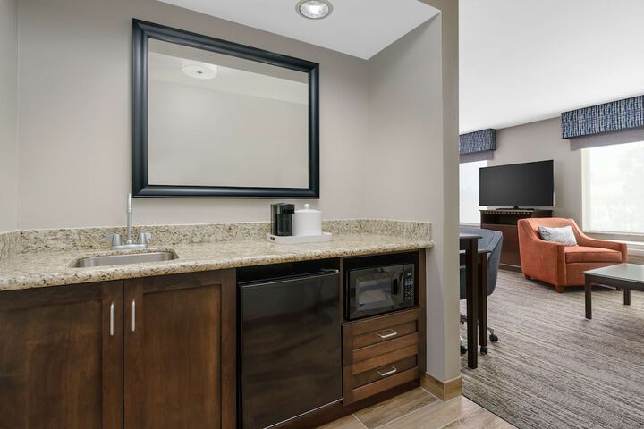 Hampton Inn & Suites Thousand Oaks CA