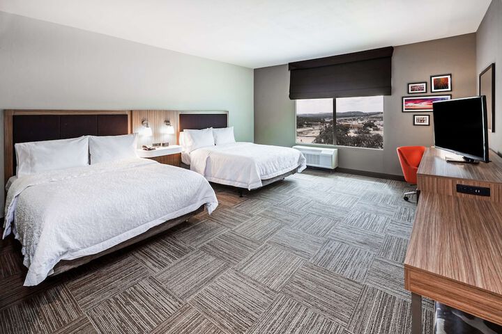 Room 22 of 50
