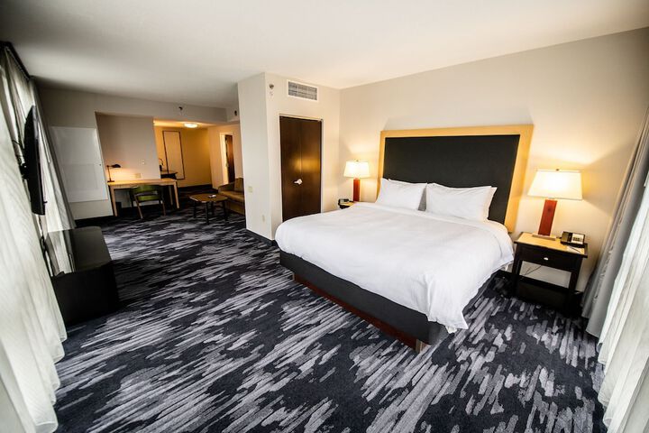 Room 26 of 43
