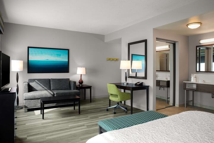 Room 21 of 31