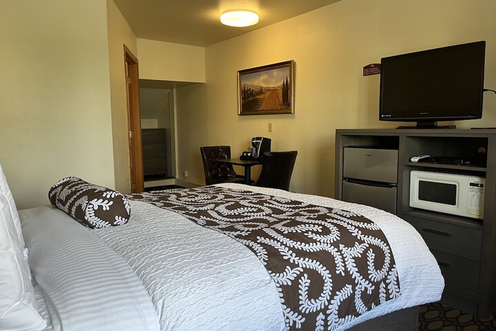 Room 28 of 63