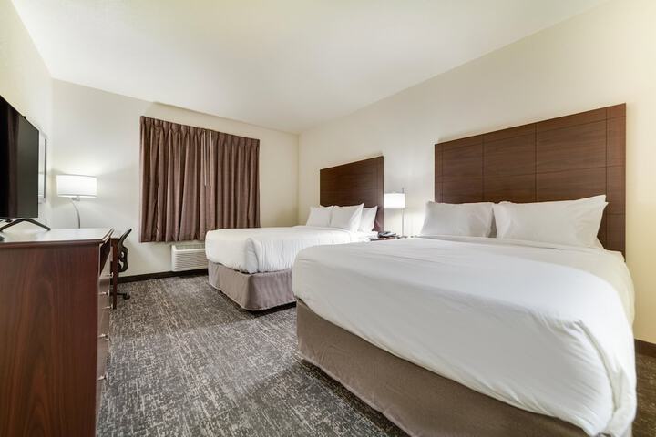 Room 15 of 76