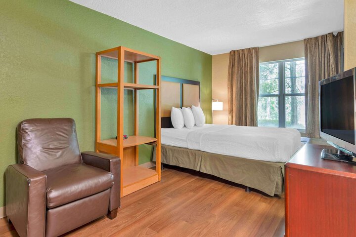Extended Stay America Select Suites - Orlando - Maitland - Summit Tower Blv