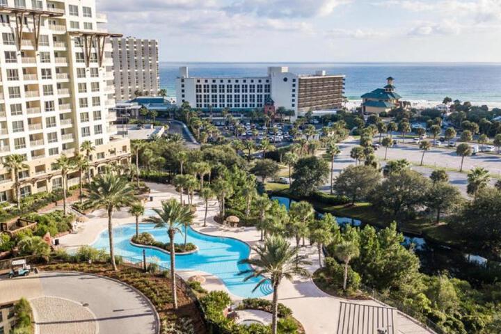 Sandestin Resort Luau by Tufan