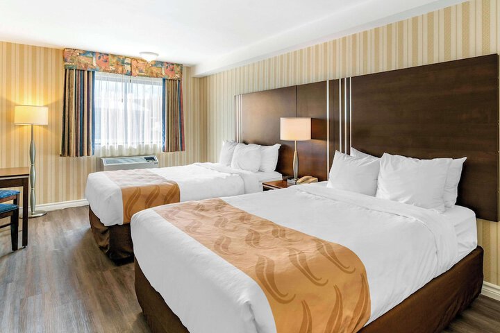 Room 36 of 43