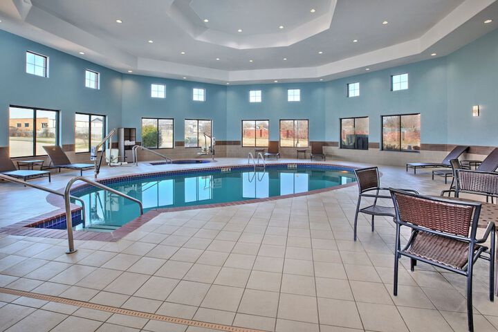 Holiday Inn Express & Suites Duncan by IHG