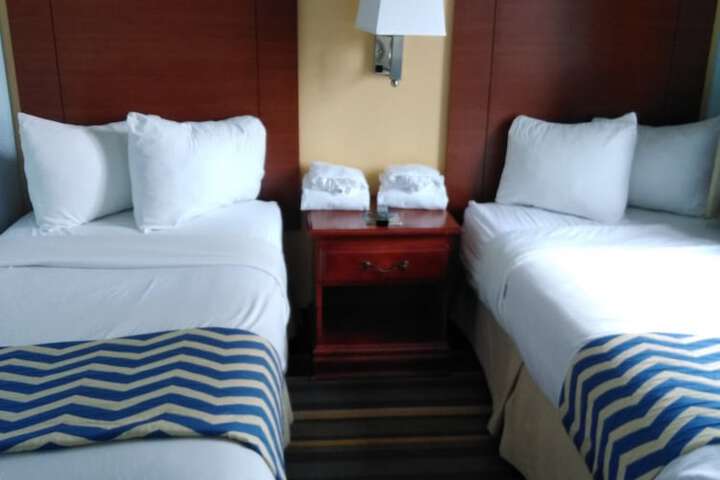Room 12 of 28