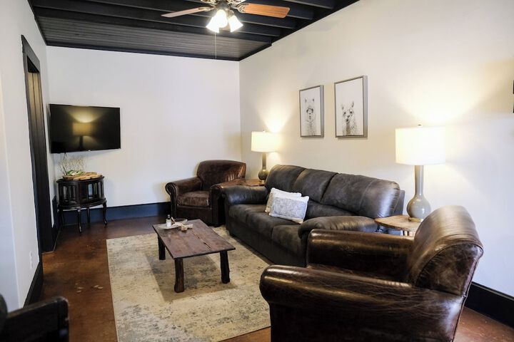 The Winchester Lodge