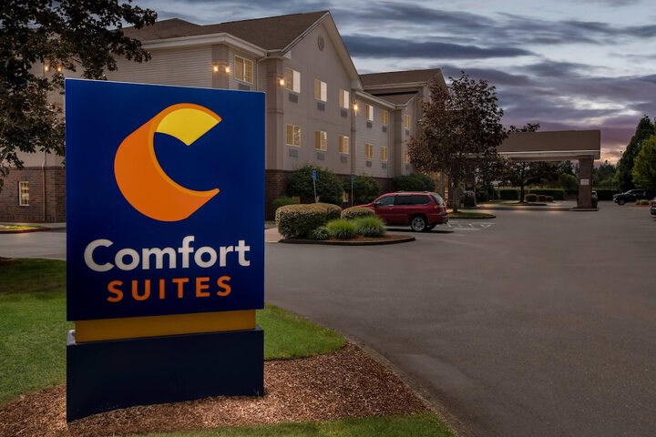 Comfort Suites Linn County