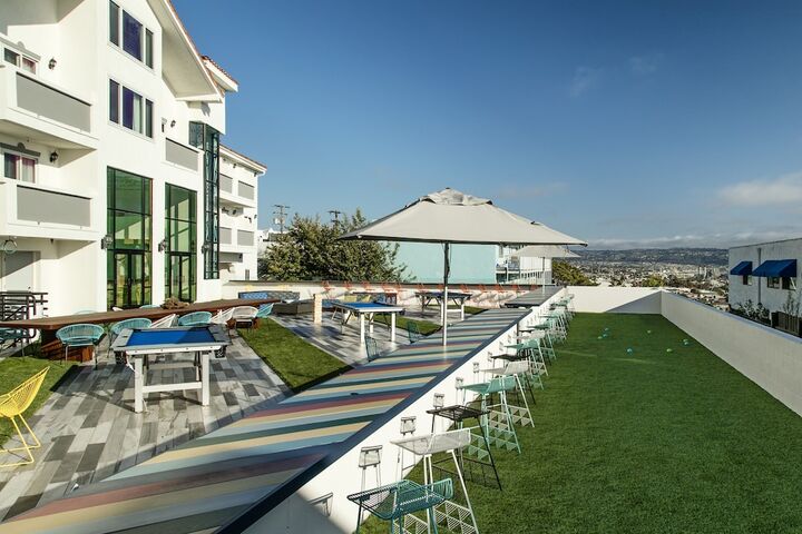 Hotel 2 of 33