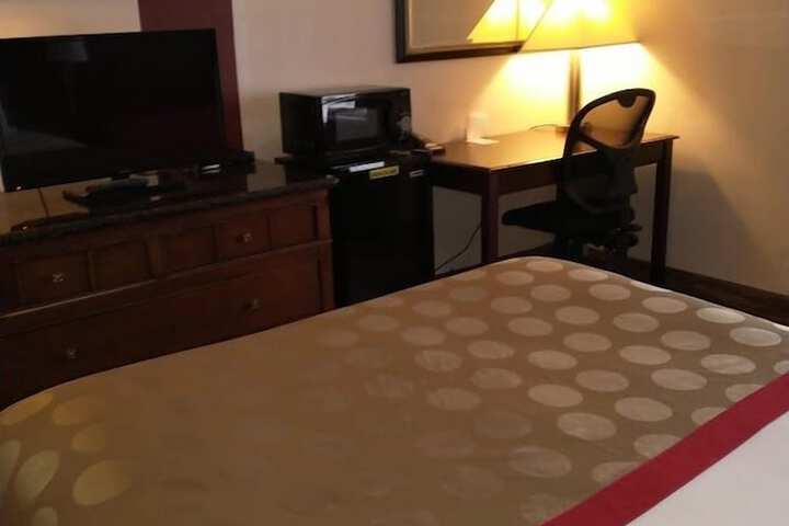 Room 19 of 90
