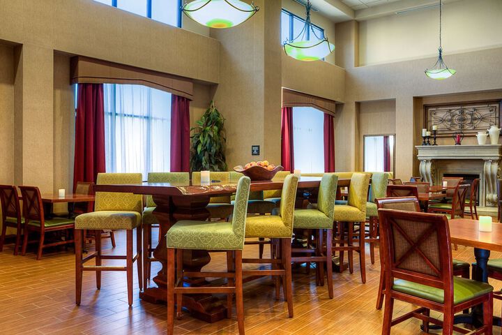 Hampton Inn & Suites Mountain Home