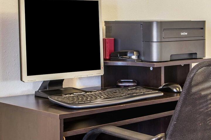 Quality Inn Tulsa Central