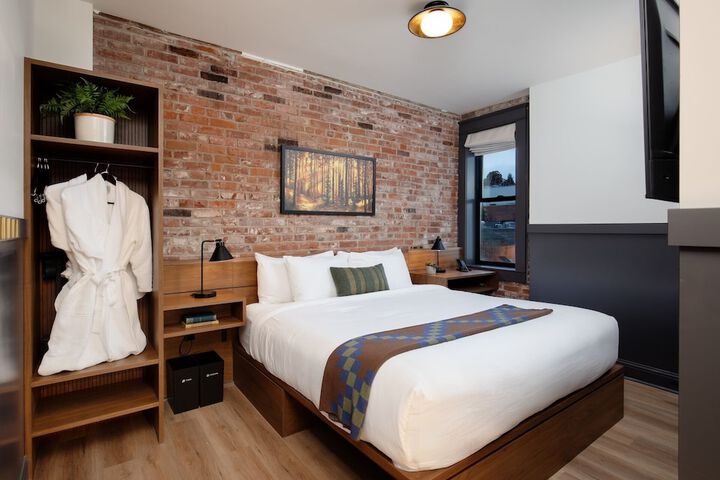 Lightwell Hotel & Spa