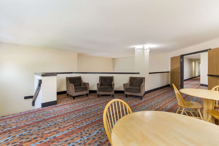 Hotel Interior 21 of 40