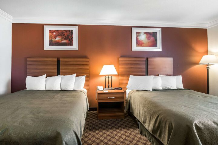 Room 21 of 29