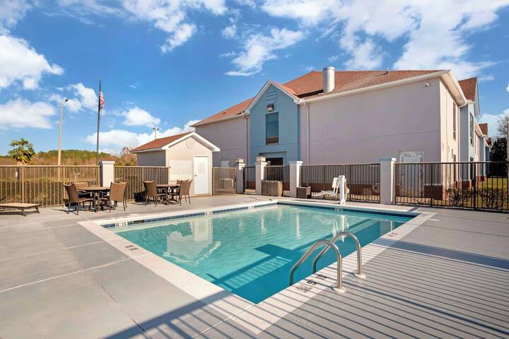 Pool 3 of 39