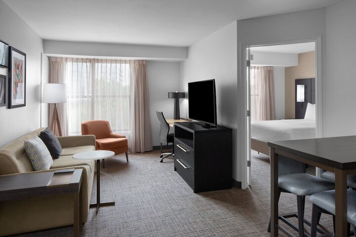 Room 30 of 40