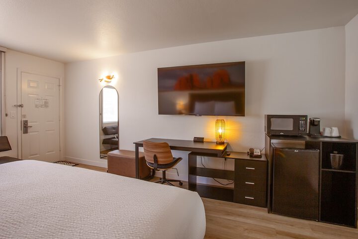 Room 56 of 72