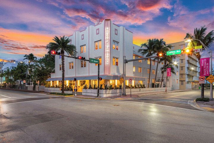 Hotel 3 of 52