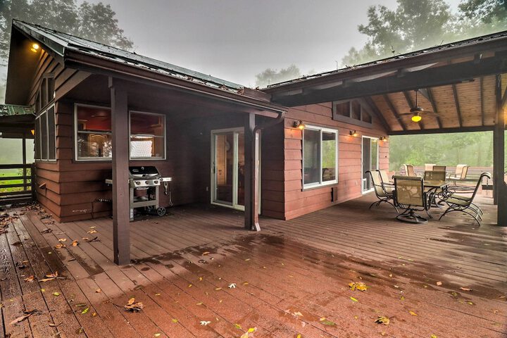 Breathtaking Mountain Views: Cullowhee Cabin!