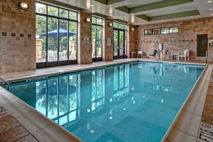 Pool 10 of 35