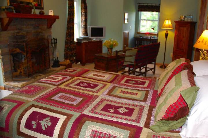 Room 25 of 51