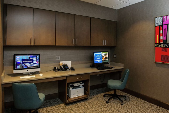 Business Center 48 of 49