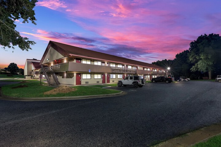 Hotel 3 of 37