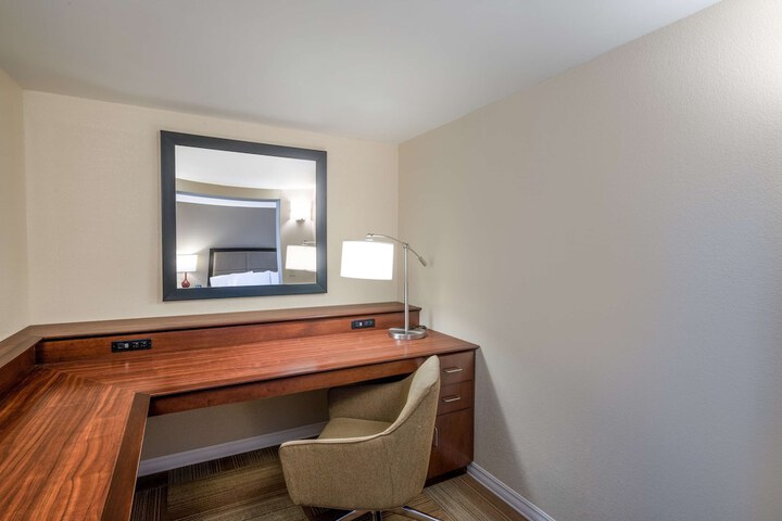 Room 28 of 45