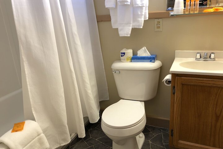 Room 162 of 259