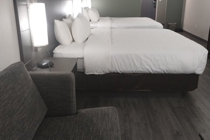 Room 89 of 127