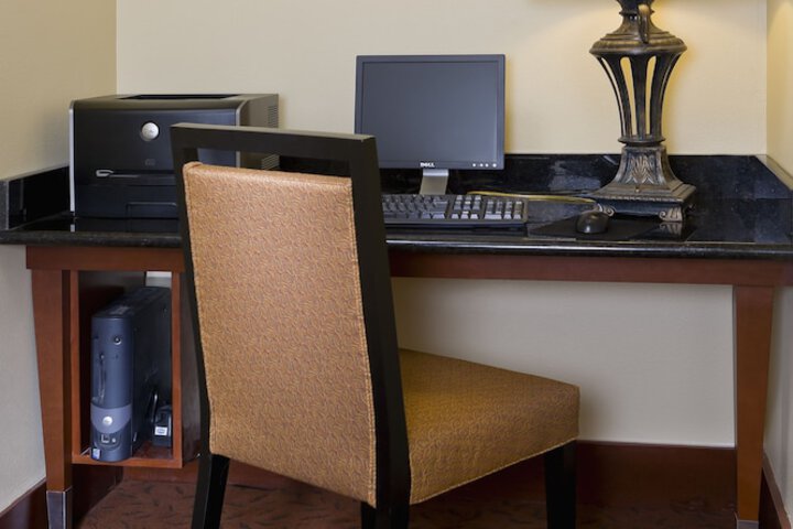 Hampton Inn Houston / Stafford