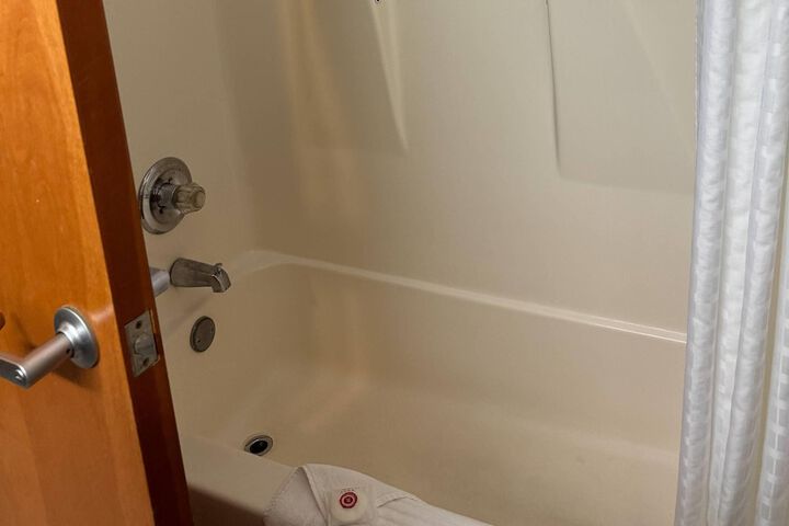 Comfort Inn Huntington near University area