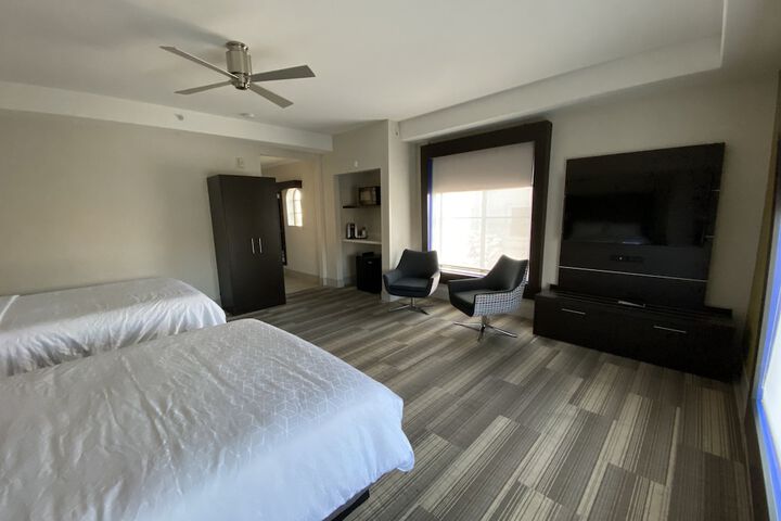 Room 40 of 78
