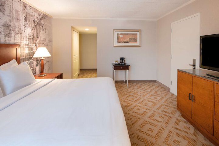 Room 13 of 67