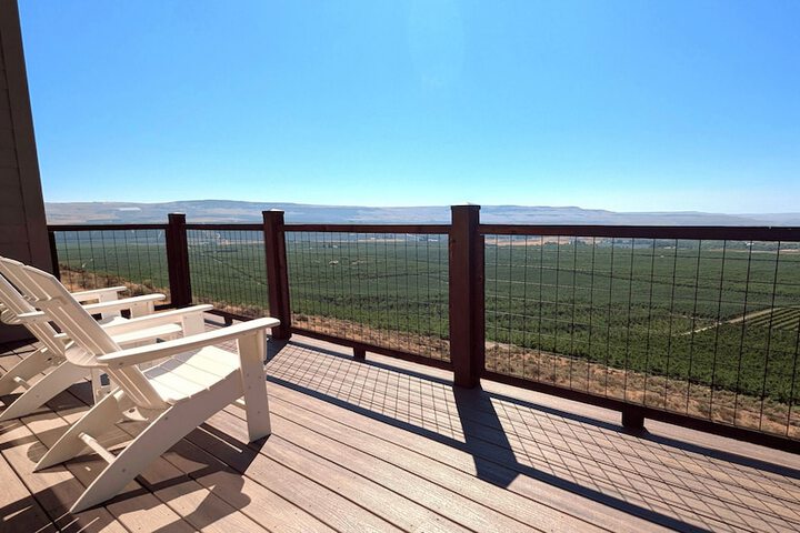 Lone Point Cellars