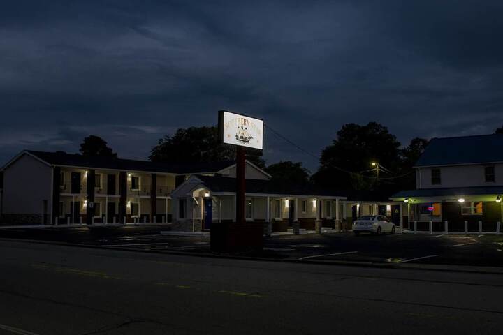 Hotel 6 of 25