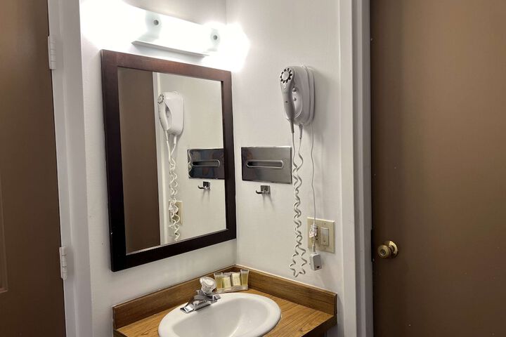 Room 21 of 51